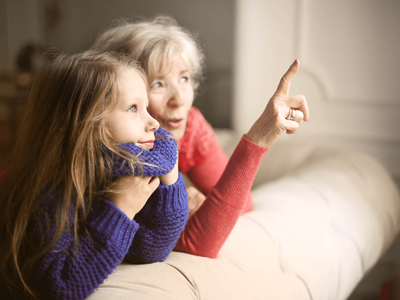 Conexión entre abuelas y nietos