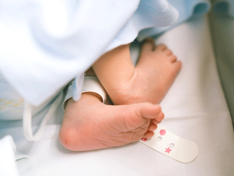Intercambio de bebés en un hospital