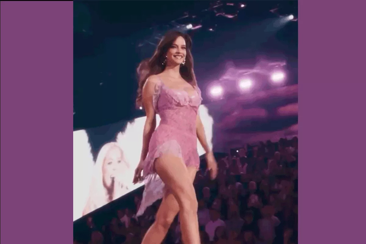 barbara palvin desfile posparto
