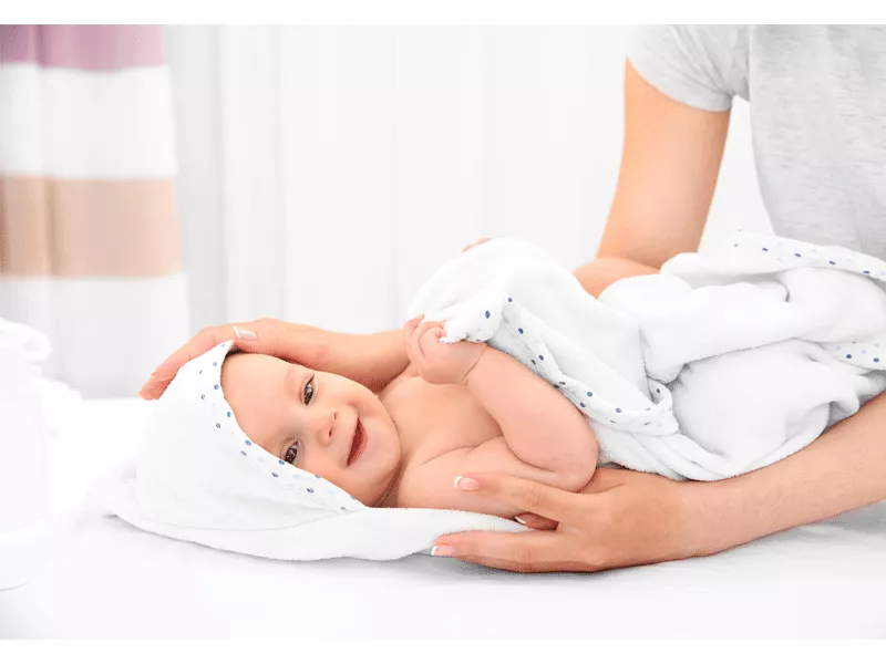 Cómo cambiar el pañal a un bebé - Tips útiles para padres primerizos