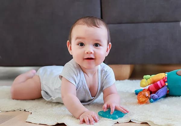 hitos-desarrollo-bebe-6-meses