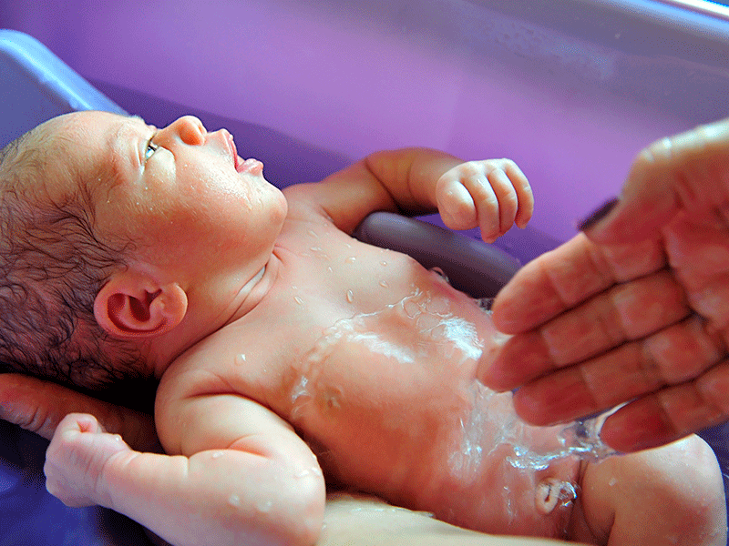 Primer baño del bebe
