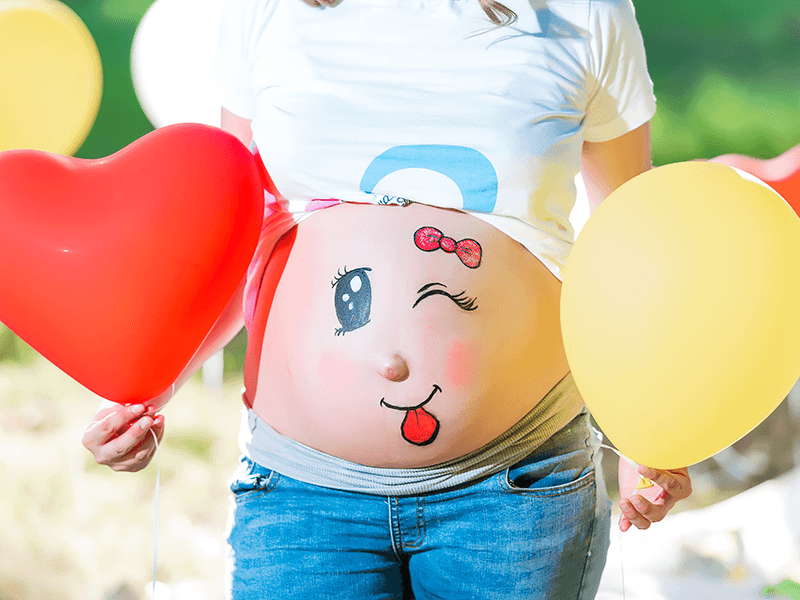 Bump painting: pintar la pancita de la embarazada
