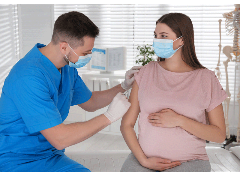 Vacunas Covid-19 y embarazo: el ginecólogo informa