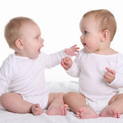 Lenguaje del bebé de 6 a 12 meses: comunicación intencional
