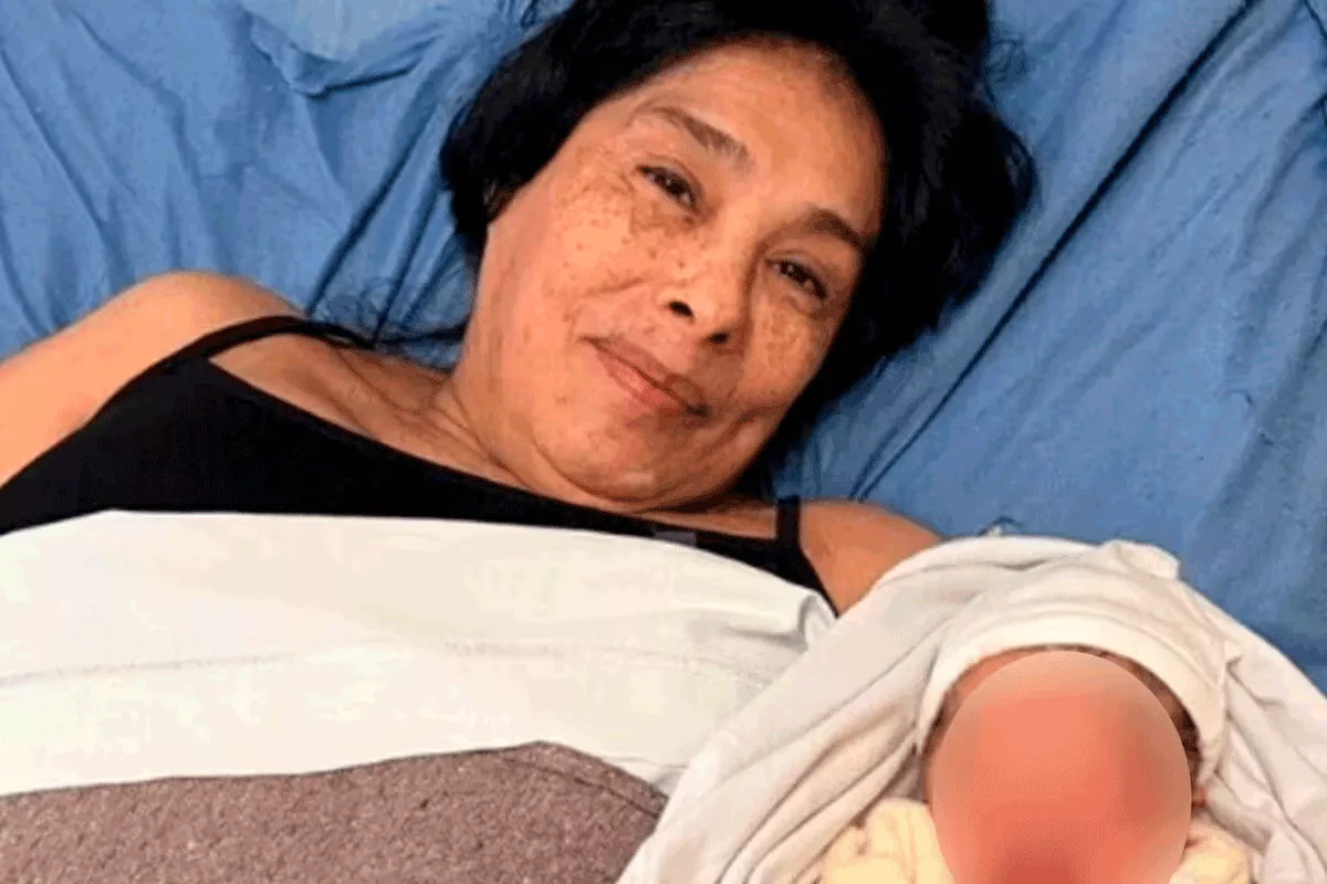 madre 62 anos primera vez