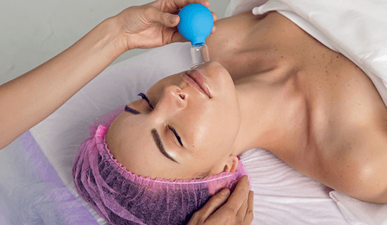 face cupping mujer