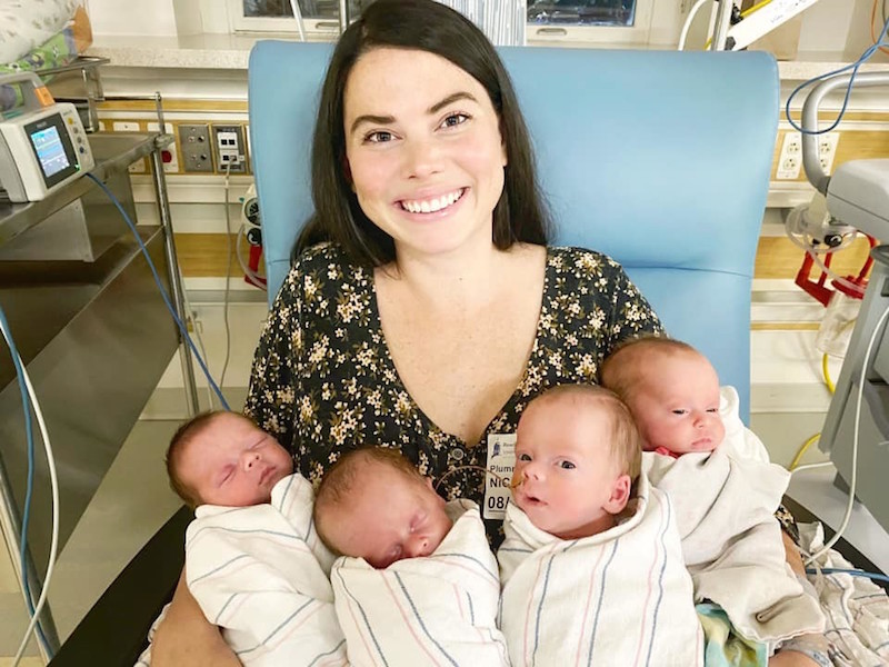 Adoptaron a cuatro niños, tienen uno propio, y ahora, ¡dan a luz a cuatrillizos!