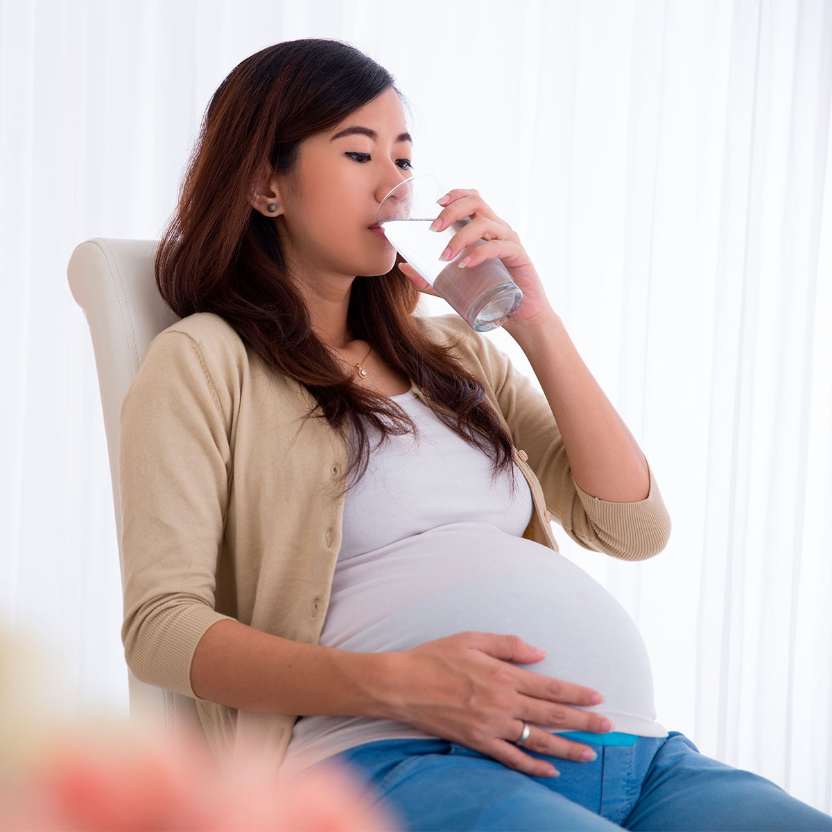 Cuánta agua en el embarazo y la lactancia