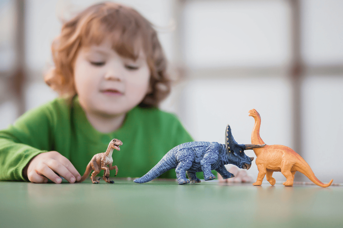 Ciencia revela por qué los niños aman lo dinosaurios