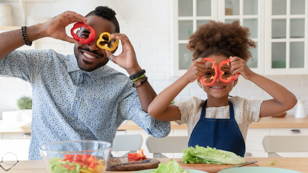 recetas-ocultar-verduras-y-carnes-en-comida-padre-hija