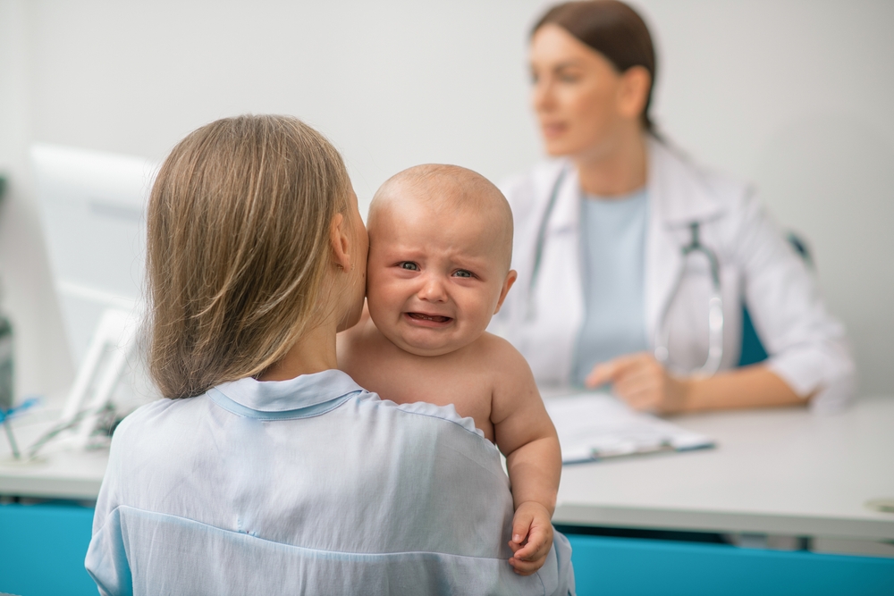 guia-definitiva-mamas-consultas-pediatricas-bebe-llorando