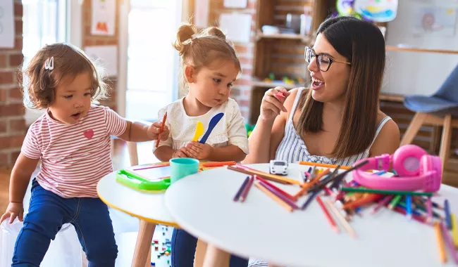 escuela-infantil-adaptacion-educadora