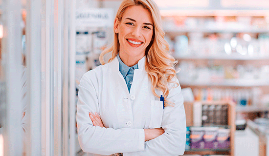 mujer farmacia