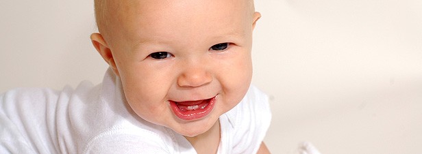 Sus primeros dientes: cuándo y cómo